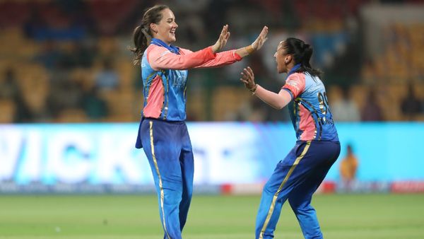 MI Beats GG, WPL 2024: Harmanpreet, Amelia Kerr Star As Mumbai Indians Win By 5 Wickets Against Gujarat Giants