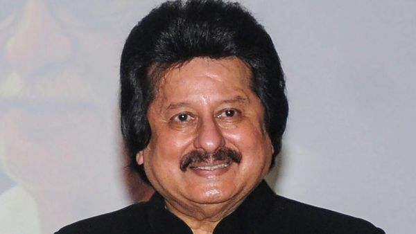 Thodi Thodi Piya Karo: Pankaj Udhas Created Waves With New Age Ghazals In 90's