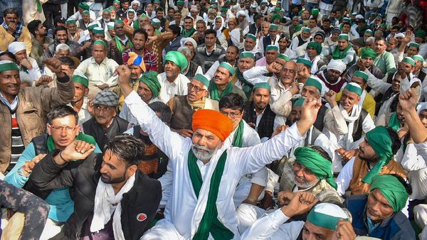 Farmers' Protest 2024 Highlights: SKM Plans 'Black Day' Tomorrow, Hold Tractor Rallies On Feb 26 - Top Updates