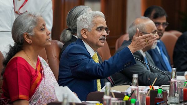 RBI Governor Says Govt Intends To Support FinTech Sector, No Review On Paytm Payments Bank