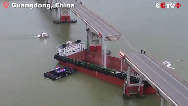 Horrifying! CCTV Footage Shows Container Ship Crashing Into Bridge In Guangzhou, Two Killed