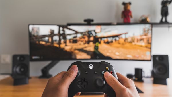 Xbox News: Microsoft Reveals New Hardware, Exclusive Titles For Other Consoles, And More