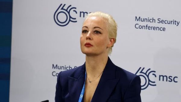 Navalny's Wife Takes On Putin: Vows To Lead Fight