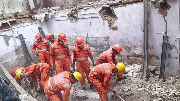 Building Collapses In Delhi's Welcome Area, 2 Workers Die, 1 Critically injured