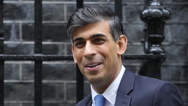 UK's Bid To Send Asylum-Seekers To Rwanda Faces Parliamentary Battle For Approval