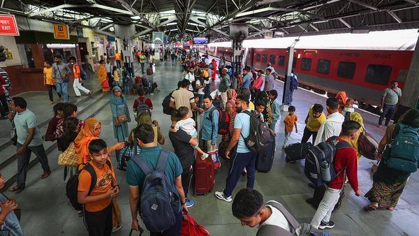 Top 10 Highest-Earning Railway Stations In South India: Tamil Nadu Ahead Of Kerala, Karnataka - Check List