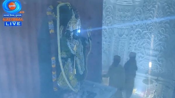Ram Lalla's Surya Tilak: Sunlight Illuminates Lord Ram's Forehead At Ayodhya Mandir After 500 Years | Watch
