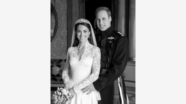 UK: Royal Fans 'Scared' By Prince William And Kate Middleton's Wedding Anniversary Photo