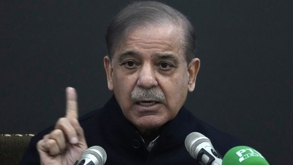 PM Shehbaz Sharif Voices Concern Over Bangladesh's Economic Progress Amid Pakistan's Challenges