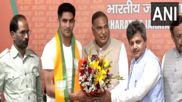 Yet Another Blow To Congress As Boxer Vijender Singh Joins BJP