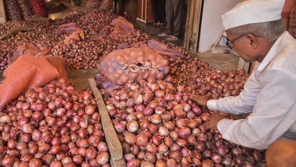 Govt Imposes 40% Export Duty On Onions, Effective May 4th