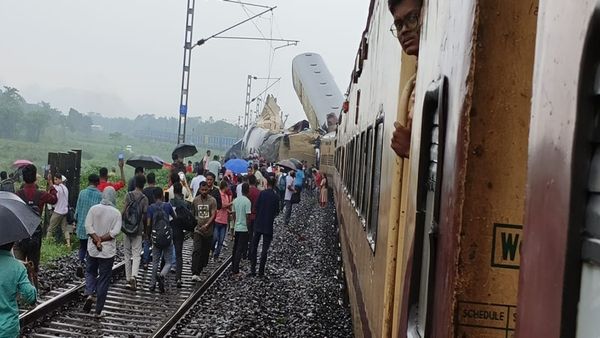Goods Train Collides With Kanchanjunga Express In West Bengal, 15 Dead, 60 Injured; Rescue Ops Underway