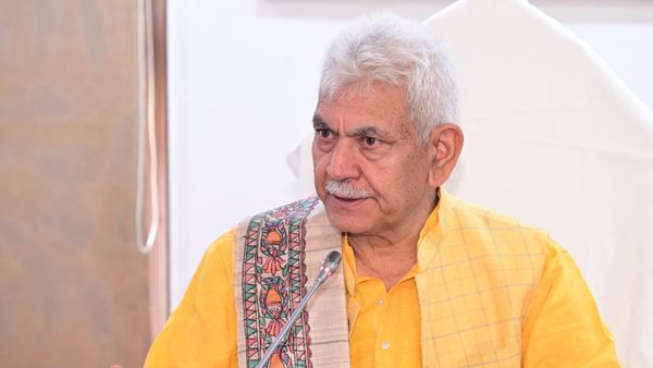 Making Amarnath Yatra Possible: J&K L-G Manoj Sinha's Initiatives Bearing Fruits For Pilgrims