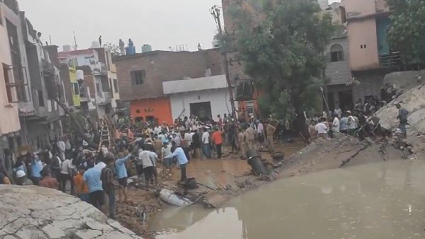 Water Tank Collapse In Mathura Residential Colony Leaves 2 Dead And 12 Injured