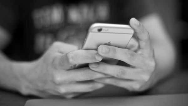 Study Reveals How Internet Addiction Alters Brain Chemistry Among Youngsters