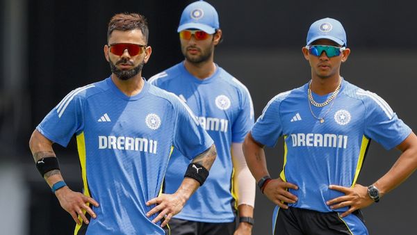 IND vs SA: Netizens Urge Virat Kohli To Bat At No. 3 Position In World Cup Finals; Give Yashasvi A Chance