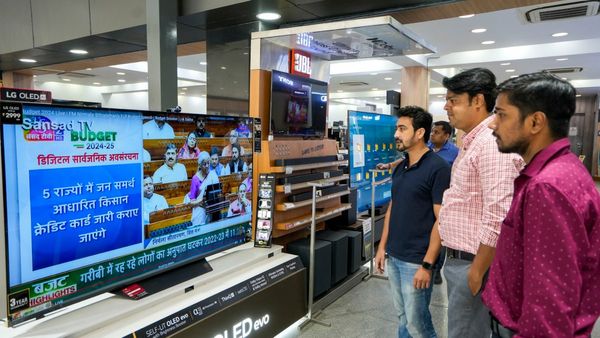 Budget Blues: How Middle-Class Meltdown Could Impact BJP's Electoral Prospects