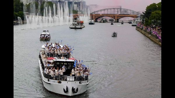 Investigation Clears Greek Agencies in Spyware Scandal Amid Opposition Critique