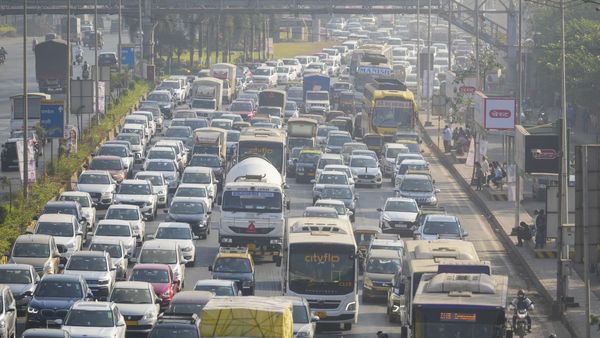 Travel Chaos: Nashik-Palghar Emerges As Preferred Route Amid Nashik-Mumbai Highway Woes