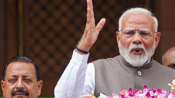 PM Modi Slams Opposition Ahead Of Union Budget: 'Country Does Not Need Negativity'