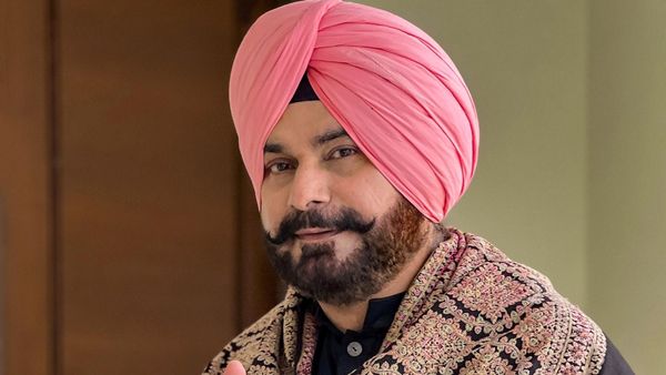 Not CSK's MS Dhoni! This Royal Challengers Bengaluru Star Is 'India's Greatest Role Model': Navjot Singh Sidhu