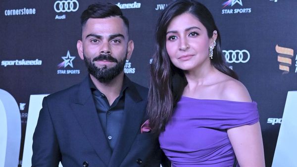 Virat Kohli And Anushka Sharma Are Leaving India Permanently? Here's A Fact Check