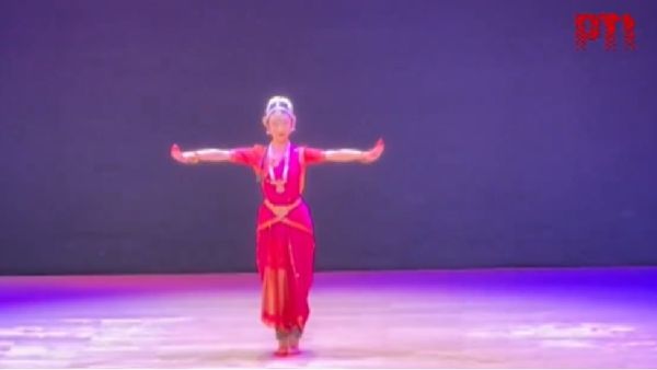 WATCH Viral Video | 13-Year-Old Chinese Girl Makes History With First Bharatanatyam Arangetram In China
