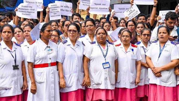 Centre Issues Order To Protect Healthcare Workers: 'File Complaint Within Six Hours'