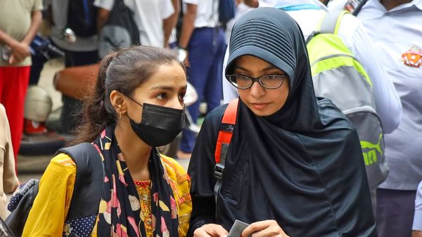 Hijab Ban In Mumbai College: SC To Hear Students' Plea Against Bombay HC Verdict; Ruling Expected Soon