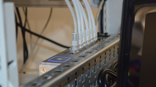 Pakistan's Internet Slowdown Crisis: Faulty Cable Or Firewall? Is India To Be Blamed?