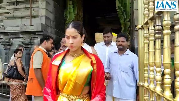 Janhvi Kapoor Celebrates Sridevi's Birth Anniversary With Tirupati Visit