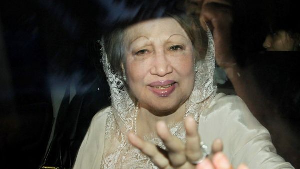 Who Is Khaleda Zia? A Former Prime Minister Freed From House Arrest After Hasina Fled