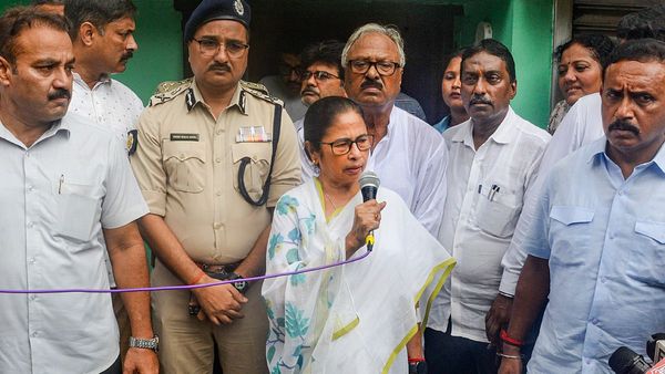 TMC Student Wing Day: Mamata Banerjee Honors Kolkata Rape-Murder Victim