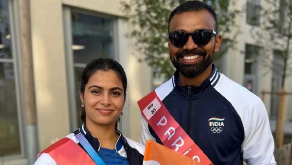 How To Stay Motivated When Going Through A Bad Phase? Manu Bhaker Asks PR Sreejesh In A Live Event