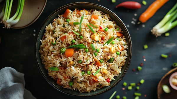 Quick Seafood Fried Rice Recipe, A Nutritious Dinner Solution For Busy Families