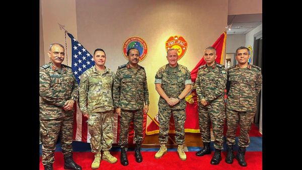 US Ramps Up Middle East Military Presence, Warns of Iran-Backed Attack