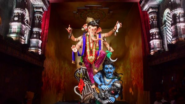 Ganesh Chaturthi Songs: From 'Ekadantaya Vakratundaya' To 'Vathapi Ganapatim', Top Tracks On Your Playlist