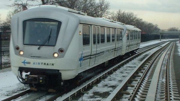 Tender Launched For India's First Air Train to Link Delhi Airport Terminals by 2027