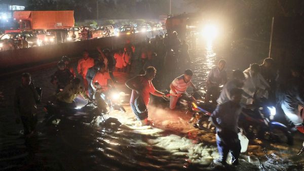Delhi Rains Clean The Air Quality To Best Of 2024, Gurugram Faces Major Flooding: 10 Key Updates