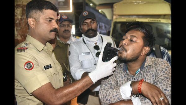 Elderly Couple Tragically Killed in Kanpur After SUV Reverses During Drunk Driving Incident