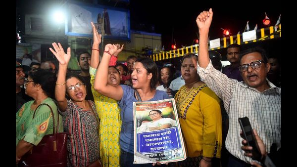 Mamata Banerjee Transfers Kolkata Police, Health Officials in Response to Junior Doctors' Demands