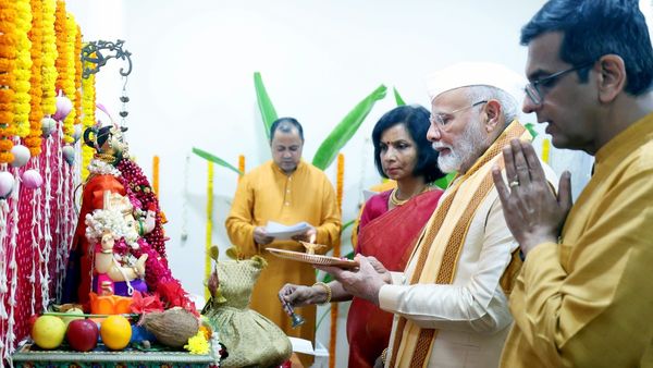 PM Modi’s Visit To CJI Chandrachud’s Home Sparks Opposition Concerns