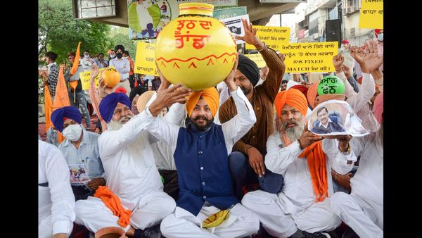 Delay in Power Tariff Announcement in Delhi as DERC Awaits New Members