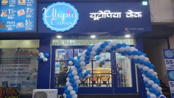Utopia Cakes Founder Vivek Sahu Distributes 500 School Bags to Underprivileged Children