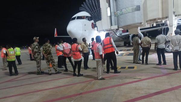 AI Express Sharjah-Bound Flight Suffers Hydraulic Failure: What Happens When A Plane Loses Control?