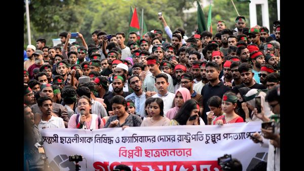 Bangladesh's Interim Government Prohibits Chhatra League Activities Under Anti-Terrorism Legislation