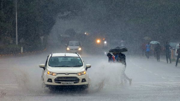 Bengaluru On Orange Alert: Heavy Rain And Lightning Expected Today