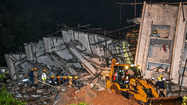 Bengaluru Building Collapse: Death Toll Rises To 5, 13 Rescued; Dog Squad Deployed