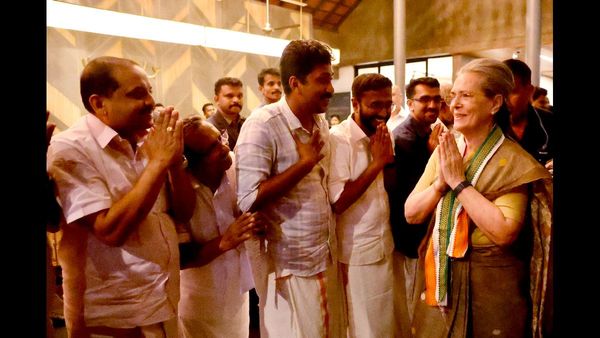 Prashant Bhushan Warns Congress of Its Vulnerability to Communal Politics Amid Himachal Flare-ups