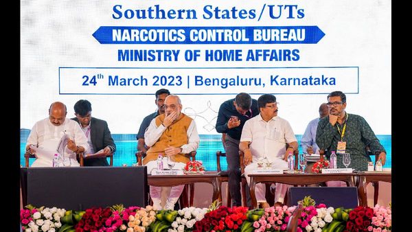 Delhi Police Uncovers Drug Trafficking Scheme Using Bike Couriers for Narcotics Delivery